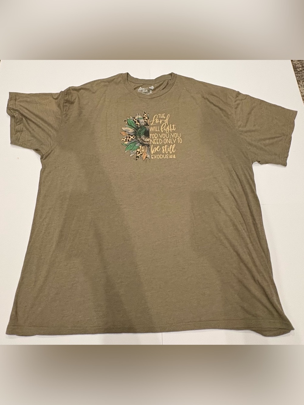Olive Green Graphic Faith Tee - Unknown Brand